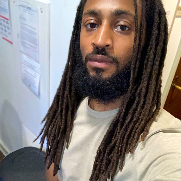 Meet your Posher, Jhordan - Picture 1 of 1